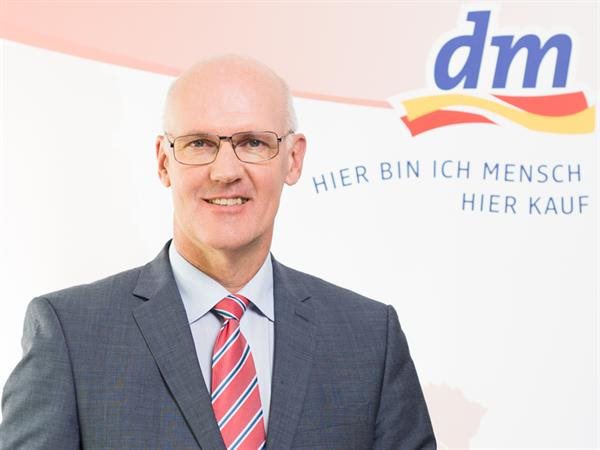 Mag. Martin Engelmann, Vorsitzender der dm Geschäftsführung