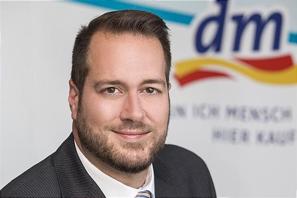 dm Geschäftsführer Harald Bauer (Marketing & Einkauf)