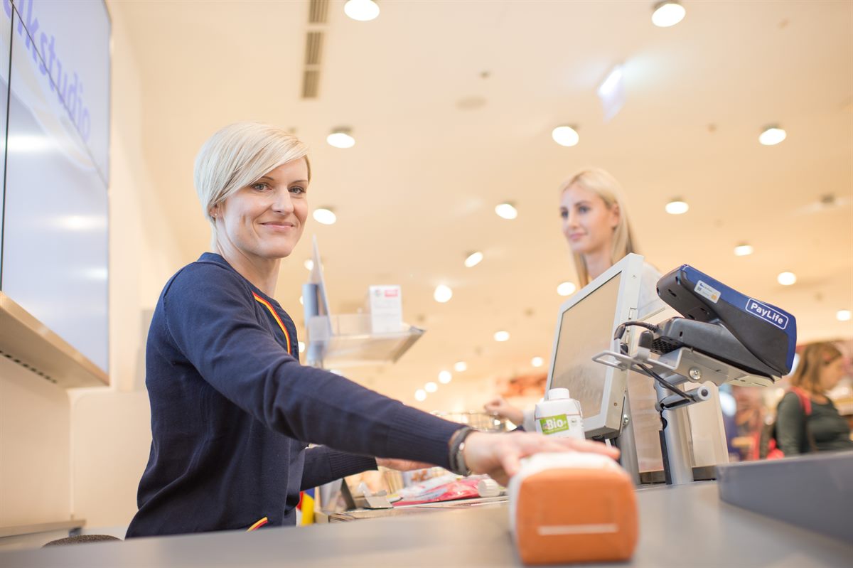 Seit Jahren kämpft dm drogerie markt um das Recht zum Verkauf von rezeptfreien Arzneimitteln (OTC) in der Drogerie.