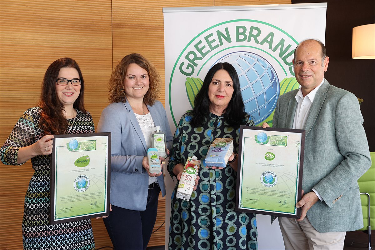Die dm Marken alverde NATURKOSMETIK und dmBio überzeugen 