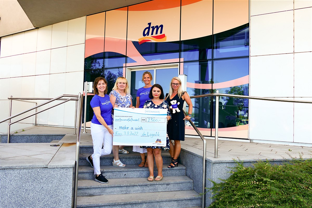 dm Verteilzentrum unterstützt Make-A-Wish Foundation 