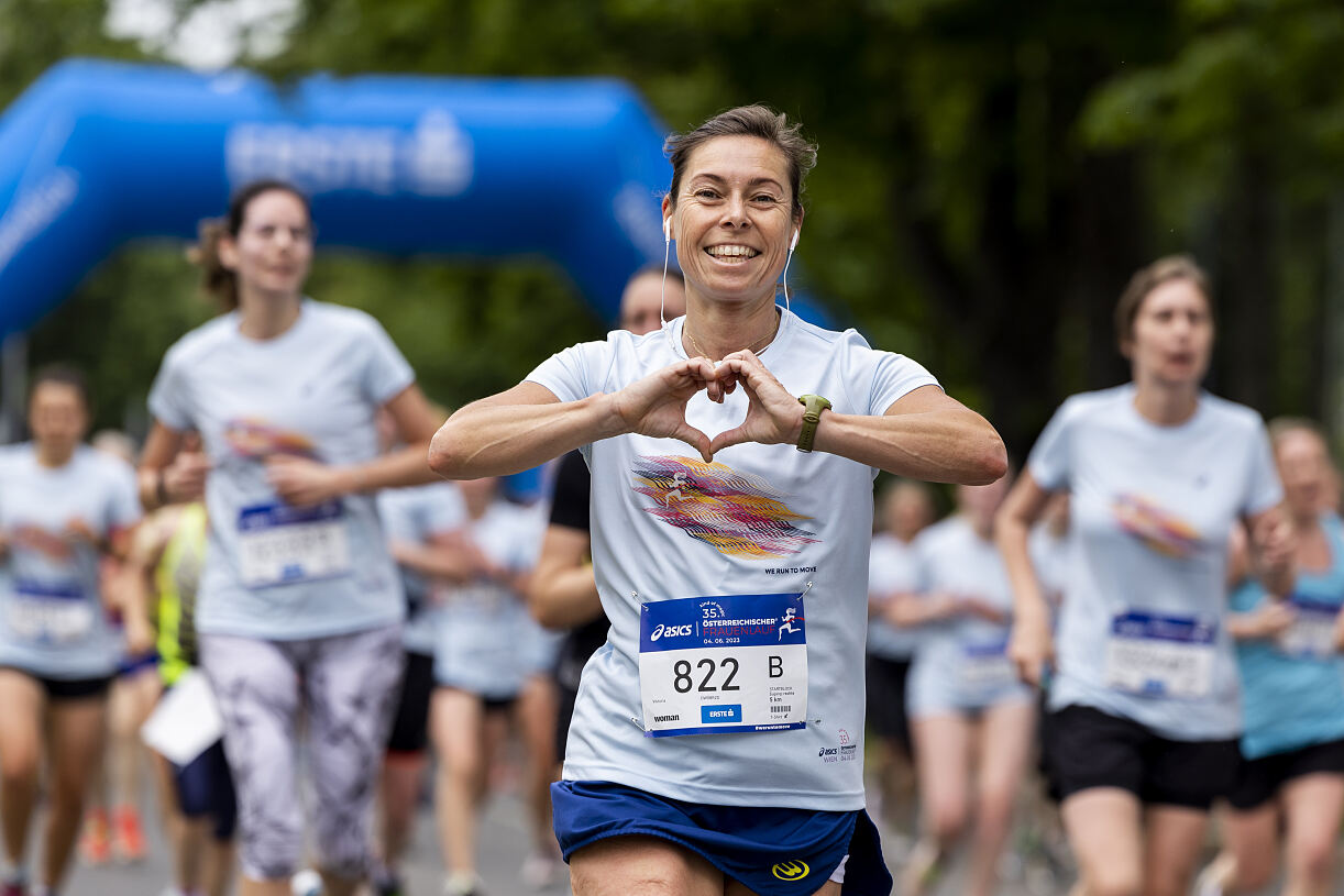 dm ist erneut Partner des ASICS Österreichischen Frauenlaufs in Wien sowie beim Bodenseefrauenlauf in Bregenz