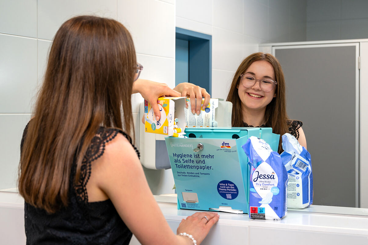 dm Pressebild 1 Periodenproduktspender